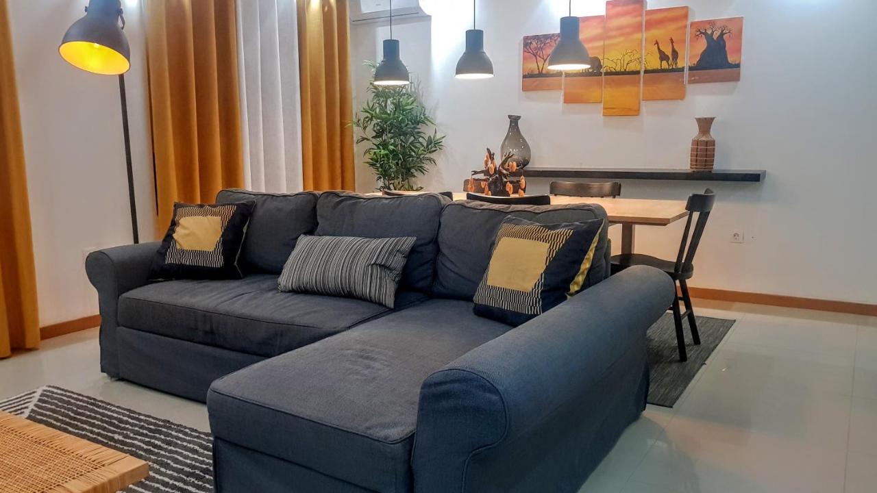 Elegant Modern Apartment With Aircond Praia Exterior foto